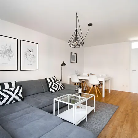 Διαμέρισμα Stays Apartments